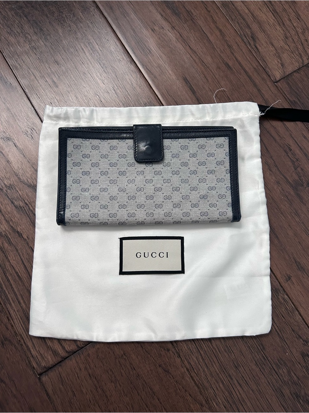 Gucci Gray Monogram Canvas Card Holder with Black Trim